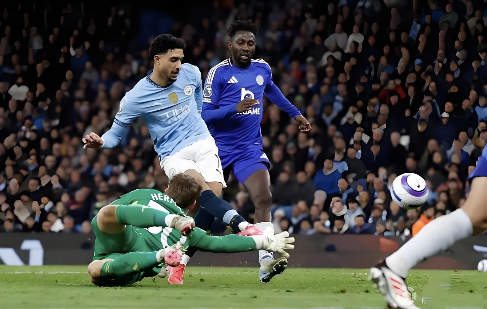 赛前国王杯焦点战,北京国安远射贴柱,悬念犹存,训练强度明显提升 赛前国王杯焦点战,北京国安远射贴柱,悬念犹存,训练强度明显提升