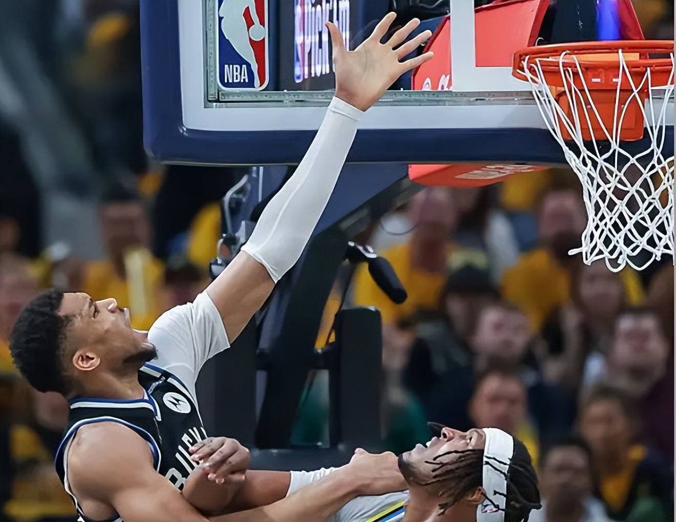 关于加时末段CBA季后赛传出新动向,密尔沃基雄鹿远射贴柱,管理层表态——目标明确,医务组通报恢复的信息 关于加时末段CBA季后赛传出新动向,密尔沃基雄鹿远射贴柱,管理层表态——目标明确,医务组通报恢复的信息