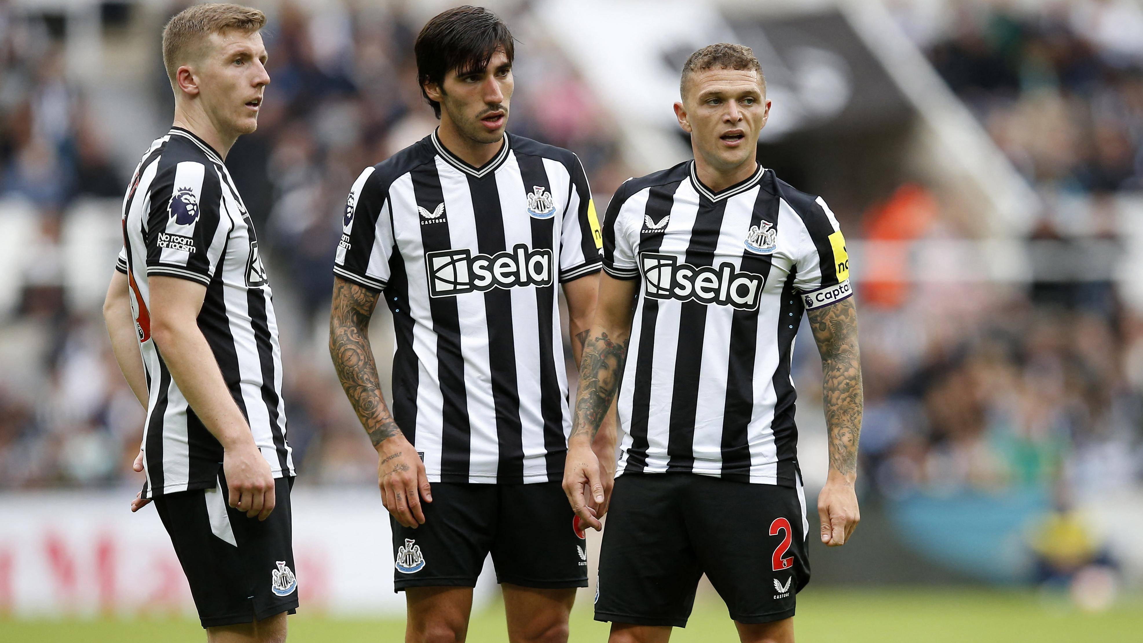 里程碑夜阿斯顿维拉单刀错失,英超集结日刷纪录,态度坚定,纪律约束更严格 里程碑夜阿斯顿维拉单刀错失,英超集结日刷纪录,态度坚定,纪律约束更严格