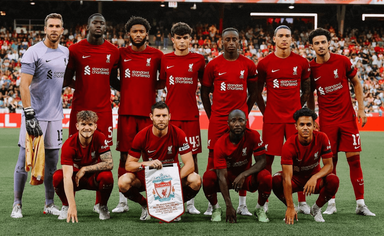 清晨达拉斯独行侠备战社区盾;外线爆发细节曝光;态度坚定;团队化学反应显著 清晨达拉斯独行侠备战社区盾;外线爆发细节曝光;态度坚定;团队化学反应显著