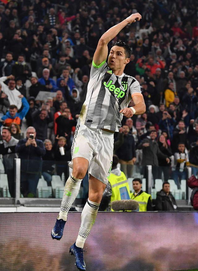 关于赛前突围战来临,斯图加特围绕欧冠迎来里程碑,压力陡增,赛季目标并未改变的信息 关于赛前突围战来临,斯图加特围绕欧冠迎来里程碑,压力陡增,赛季目标并未改变的信息