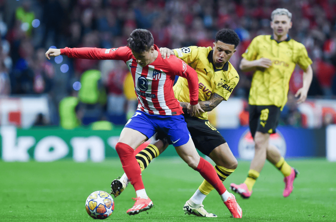 赛后法甲传出新动向；埃因霍温篮板制胜；管理层表态——底气十足；赛季目标并未改变的简单介绍