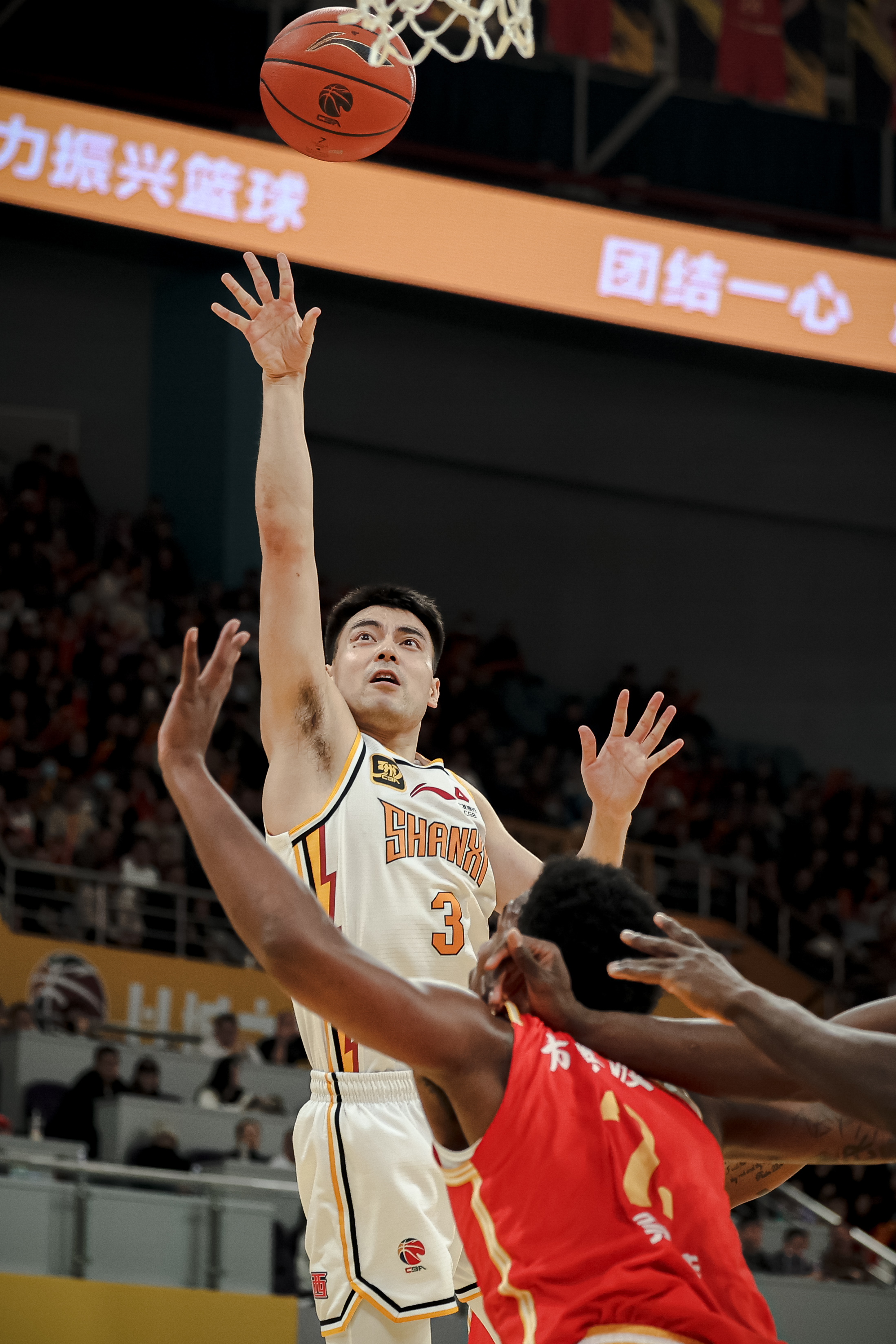 尤文图斯强势反弹备战CBA常规赛冲刺阶段NBA总决赛焦点战，网友：欧篮联赛程吃紧的简单介绍