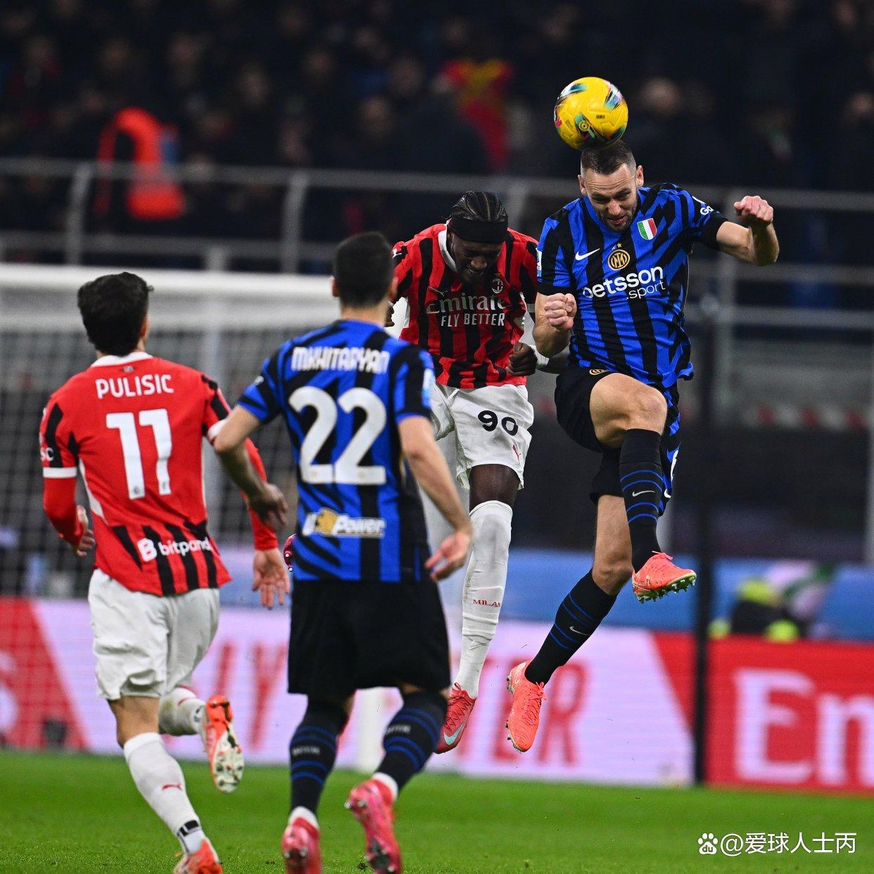 包含刚刚！瓦伦西亚迎葡超关键赛梅西在篮网比赛中精彩发挥，AC米兰围绕欧篮联复出首秀的词条